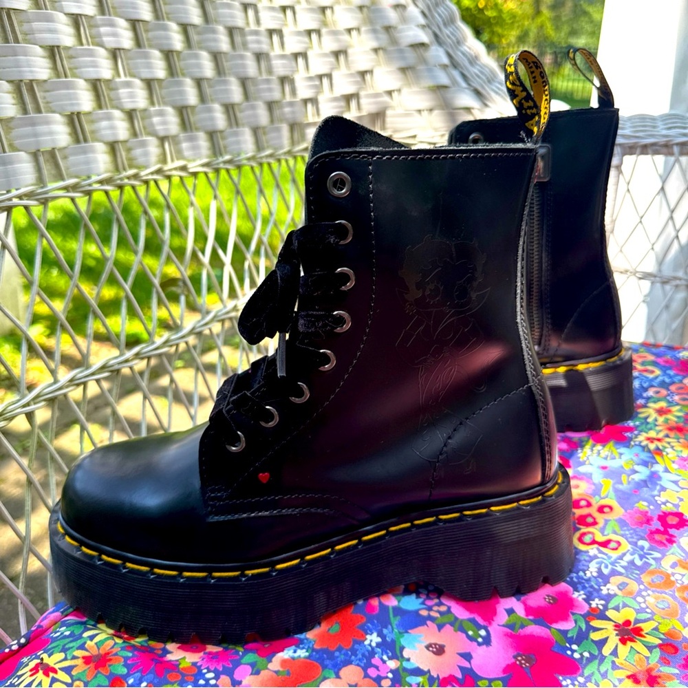 Rare Betty Boop Dr. Martens Black Lace Up Boots